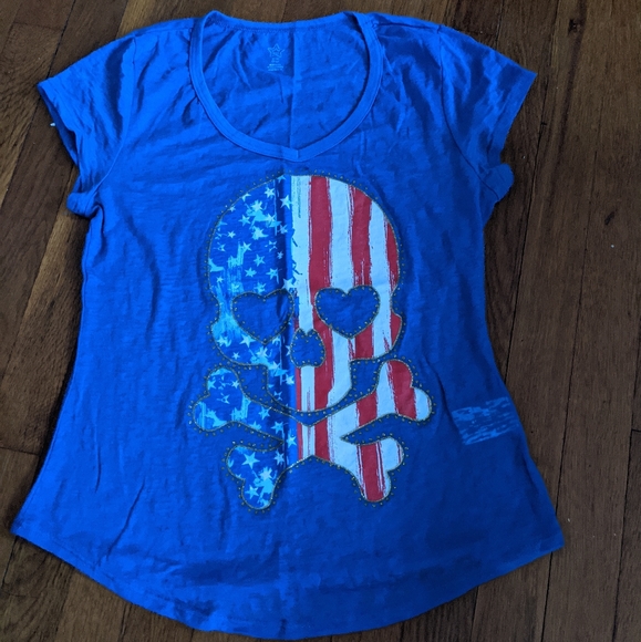 unknown Tops - Patriotic Skull tee